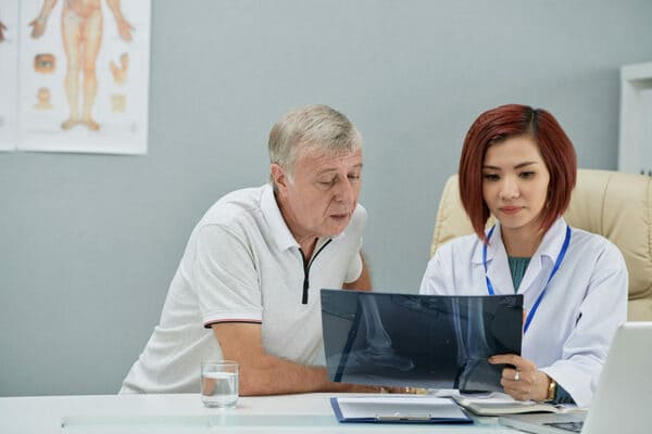 Fracturas más Comunes y el Mejor Seguro Médico en España