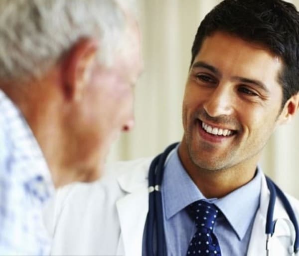 Mejor Seguro de Salud para Mayores de 65 Años en España