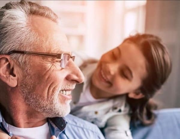 Mejor seguro de salud para mayores de edad en España