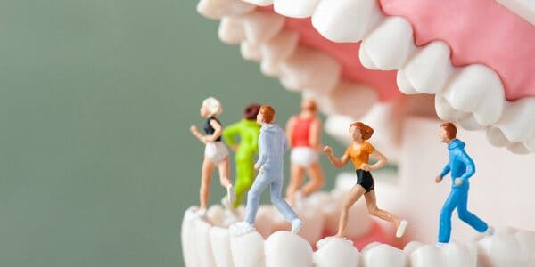 Las Enfermedades Bucales y los Deportes Arco Clínica Dental Álava