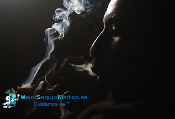 Qué adicciones no son aceptadas por el seguro médico en España