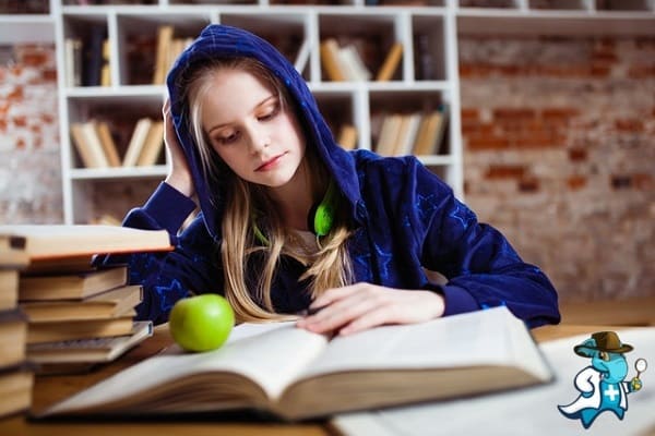 ¿Qué Influye en el Precio de un Seguro Médico para Estudiantes Sin Copago en España?