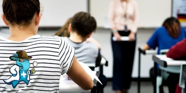 ¿Qué Exclusiones tiene un Seguro Médico Complementario Para Estudiantes en España?