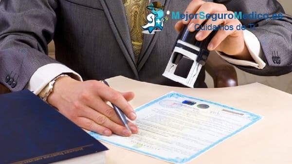 Cuánto Cuesta un Seguro de Gastos Médicos Para Renovar NIE en España