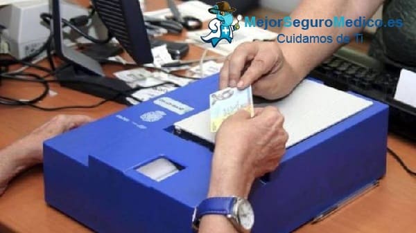 Mejor Seguro de Gastos Médicos Para Renovar NIE 2026 En España