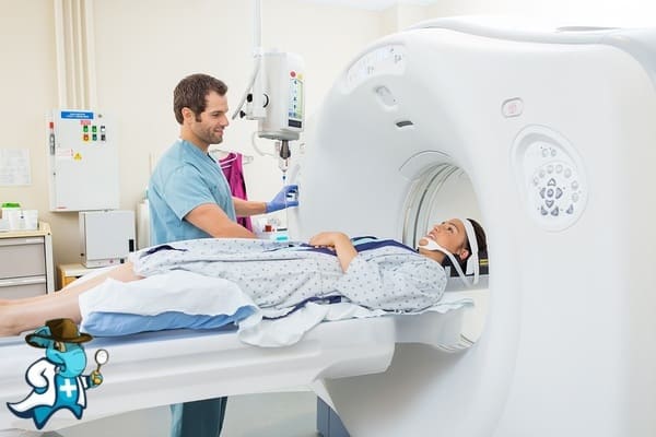 ¿Qué Carencia Tendría un Seguro Médico que Cubra Radiología en España?