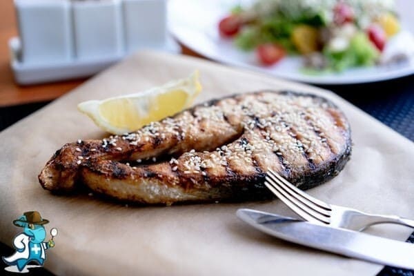 ¿Aumenta el Precio del Seguro Médico para una Persona con una Alergia al Pescado en España?
