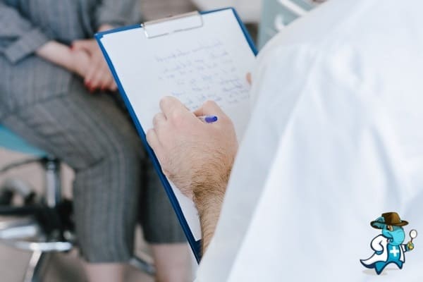 ¿Aumenta el Precio del Seguro Médico para una Persona con una Alergia al Vino en España?