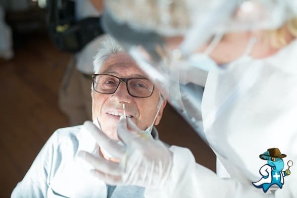 ¿Qué Exclusiones Tendría un Seguro Médico para una Persona con una Alergia a la Piña en España?