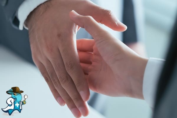 ¿Puedo Ocultar que Tengo Miomatosis Uterina para Contratar el Seguro Médico en España?
