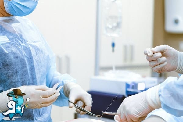 ¿Puedo Ocultar que Tengo Enfermedad Valvular Pulmonar para Contratar el Seguro Médico en España?
