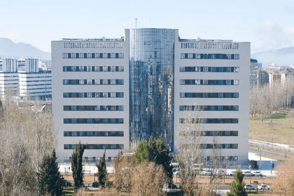 Hospital Universitario Consultas Externas Álava
